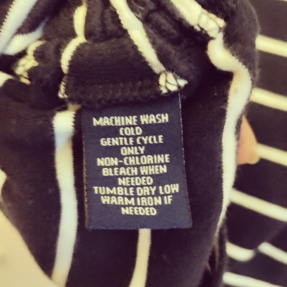 Chaps petite medium top black with white stripes tie accent on sides 3/4 sleeve - Picture 5 of 6